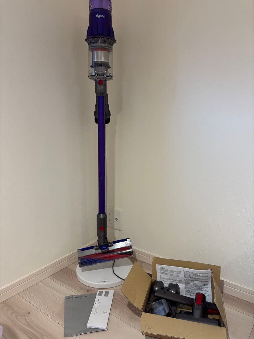 Dyson スティッククリーナー　掃除機 本体