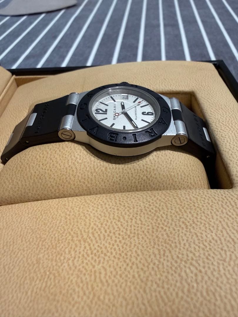 ブルガリ AL32TA アルミニウム デイト クォーツ