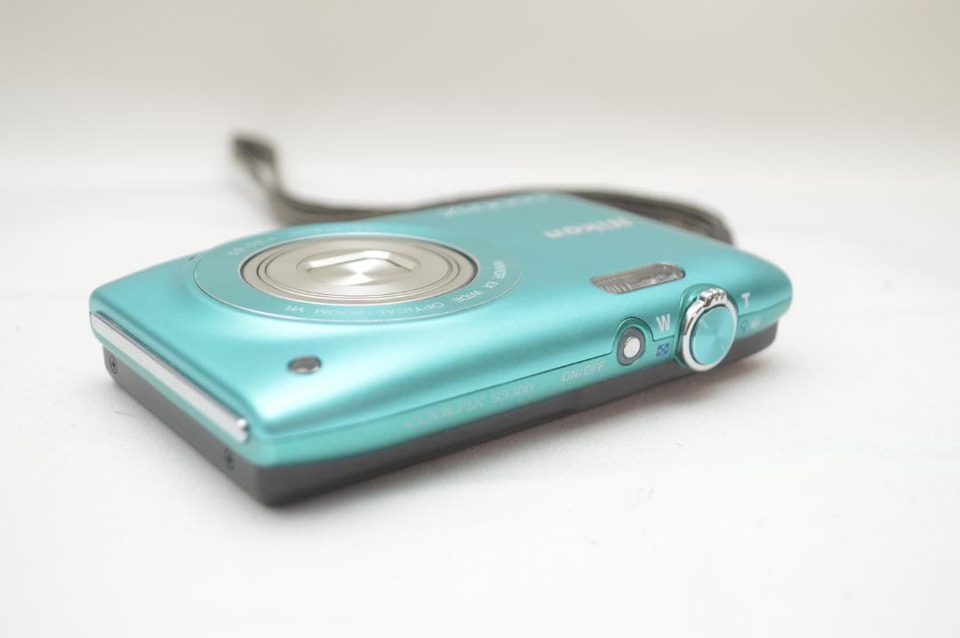 ✨美品✨ Nikon Coolpix S3300 ブルー