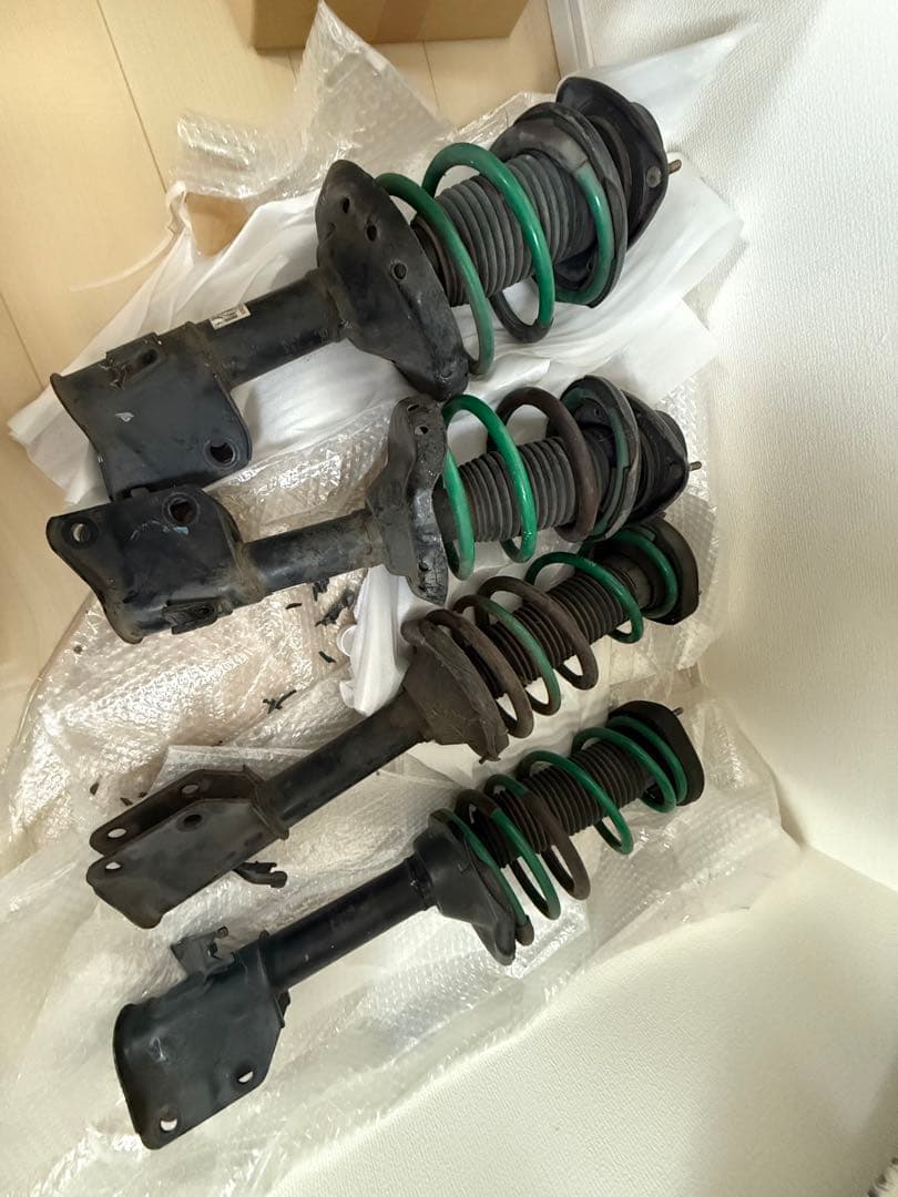 インプレッサwrx sti gdb 純正サスペンション