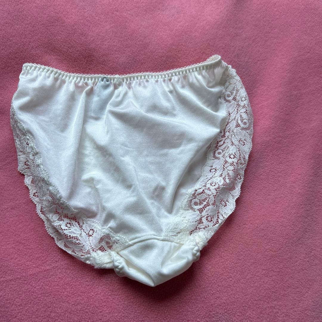 ワコールサルート　スリップショーツセット