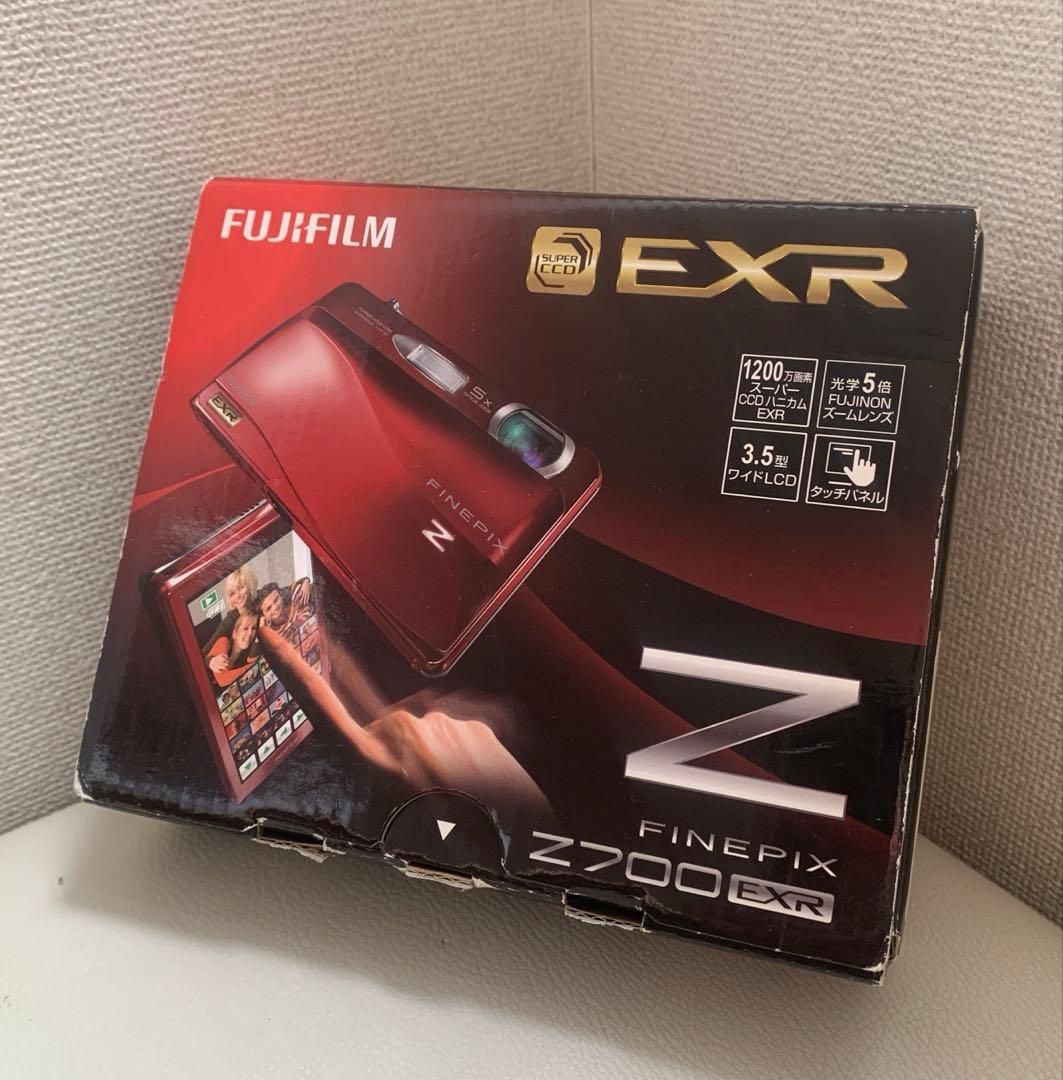 フジフィルム　FUJI Ｚ７００EXR 本体　レッド　コンデジ　箱有　中古動作品