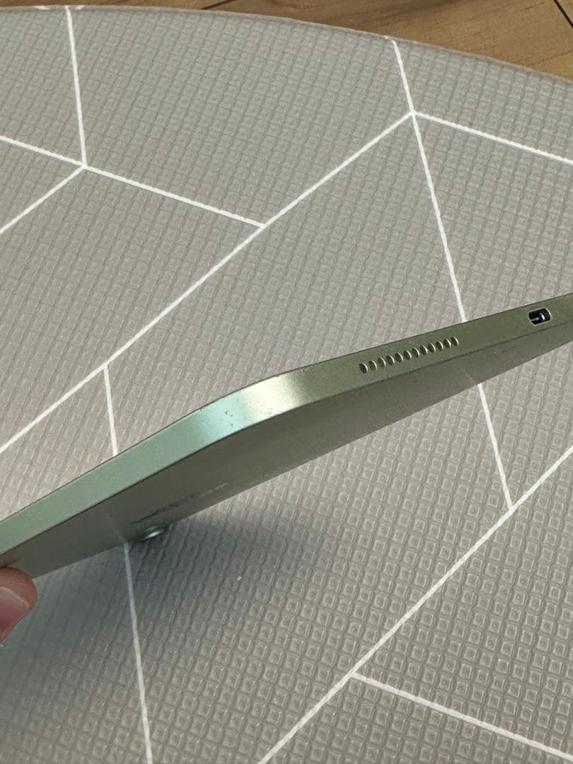 iPad本体 iPad air4 64GB + magic keyboard