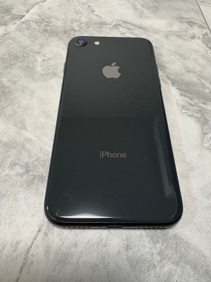 【初期化済！超美品】Apple iPhone 8 ブラック
