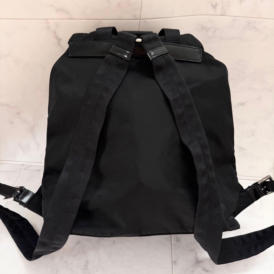 PRADA リュック　三角ロゴ　テスートナイロン　シルバー金具　黒　ユニセックス