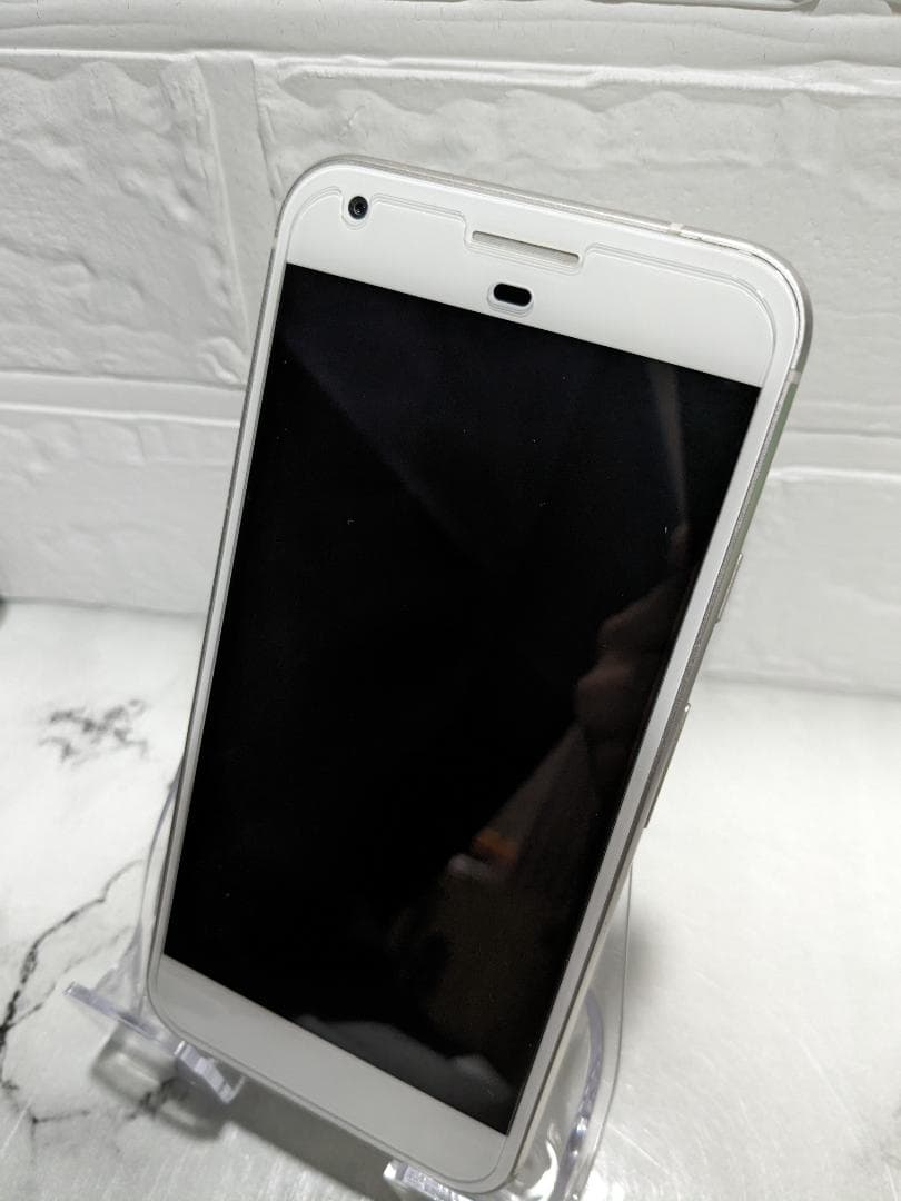 10【白】★特価★Google Pixel XL初代 32GB（日本未発売）