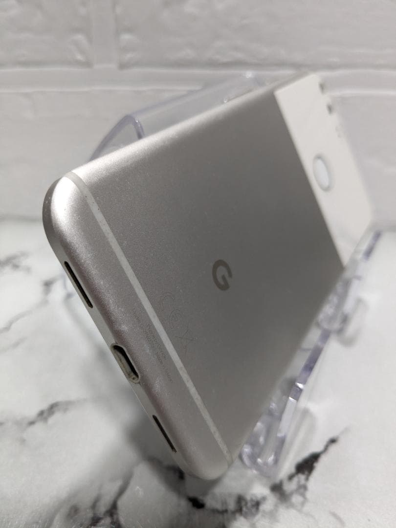 10【白】★特価★Google Pixel XL初代 32GB（日本未発売）