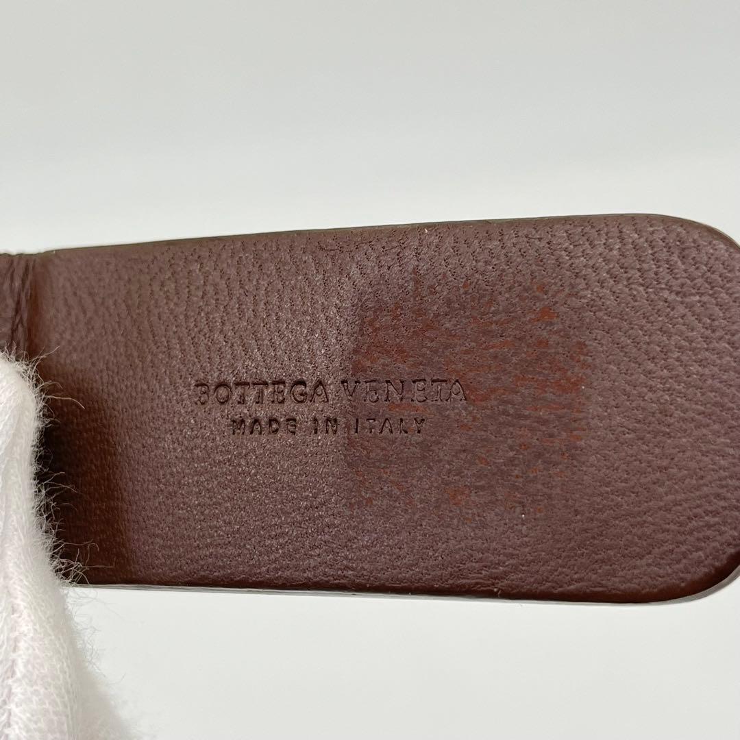 【美品】 ボッテガヴェネタ イントレチャート マネークリップ お札 茶 レザー