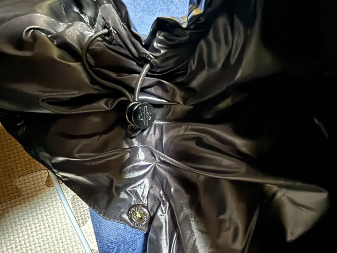 モンクレールダウンフード