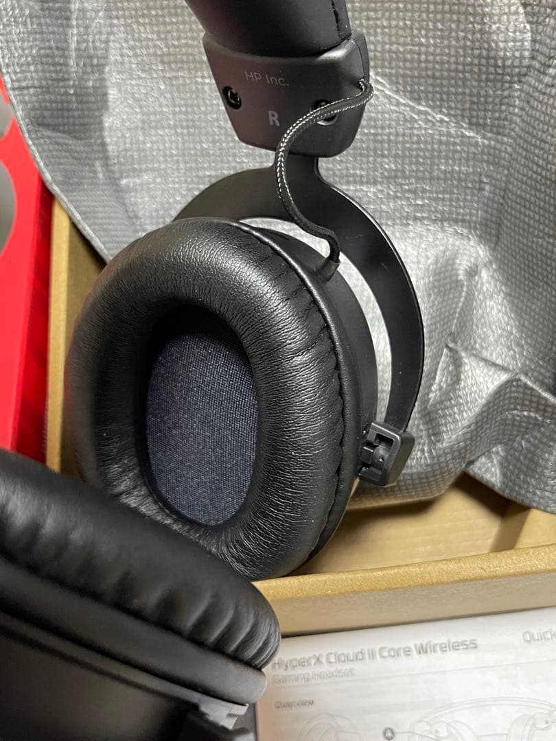 新品同様 Hyperx cloud II Wirelessゲーミングヘッドセット