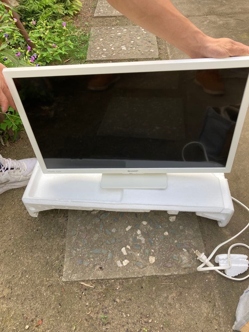 ［美品］［メーカー保証期間有り］SHARP AQUOS24型液晶テレビ