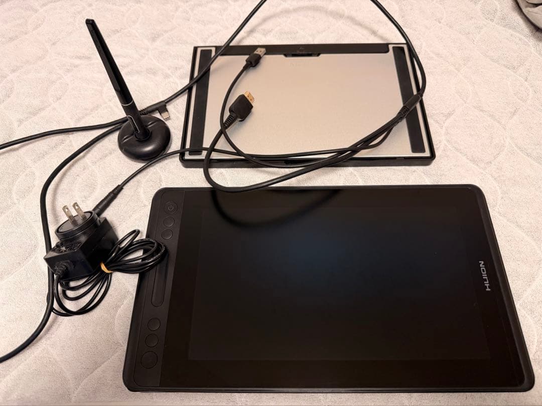 HUION 液晶ペンタブレット本体　KAMVAS pro 12