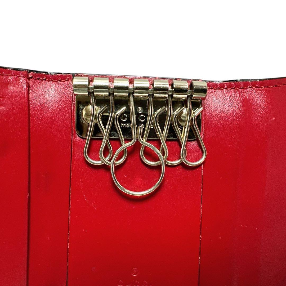 美品✨グッチ 6連 キーケース GG シマ レザー リボン レッド 赤