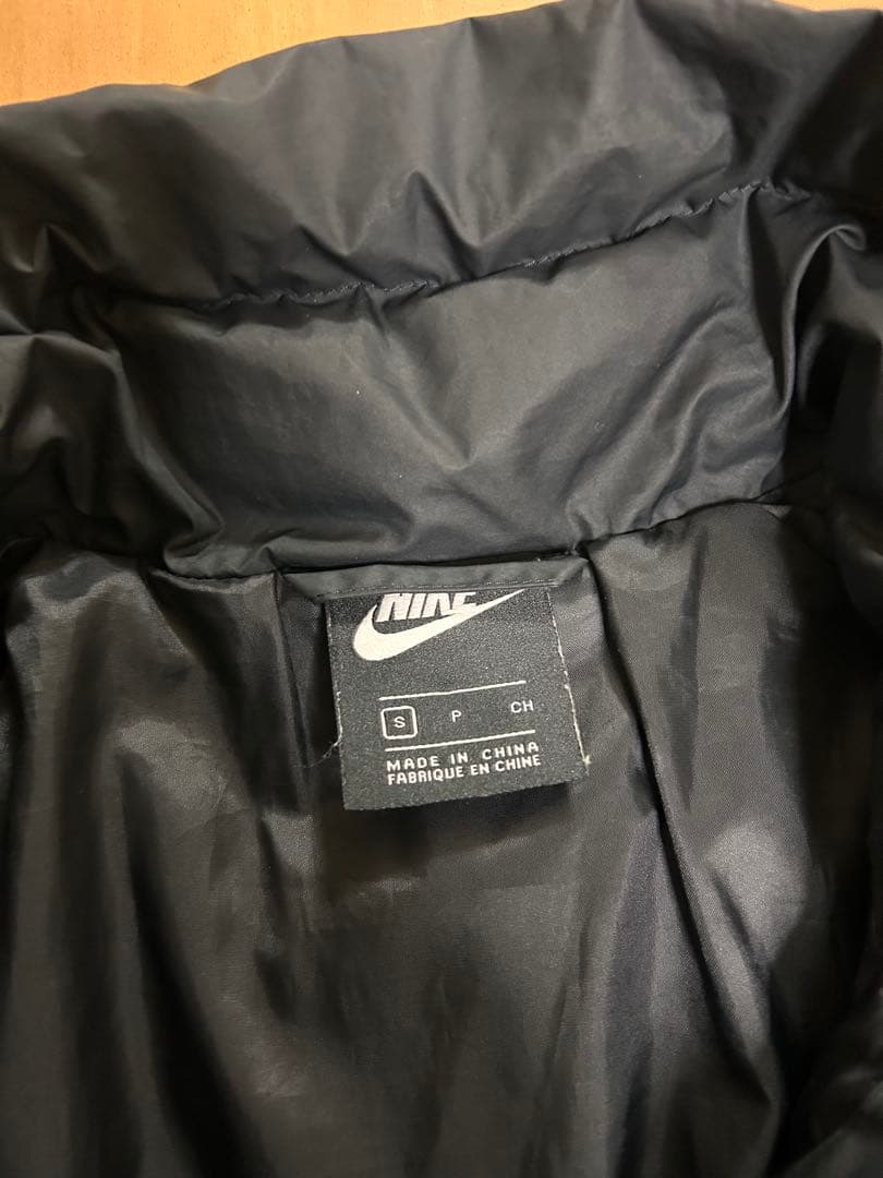 Nike ブラック ダウンジャケット Sサイズ