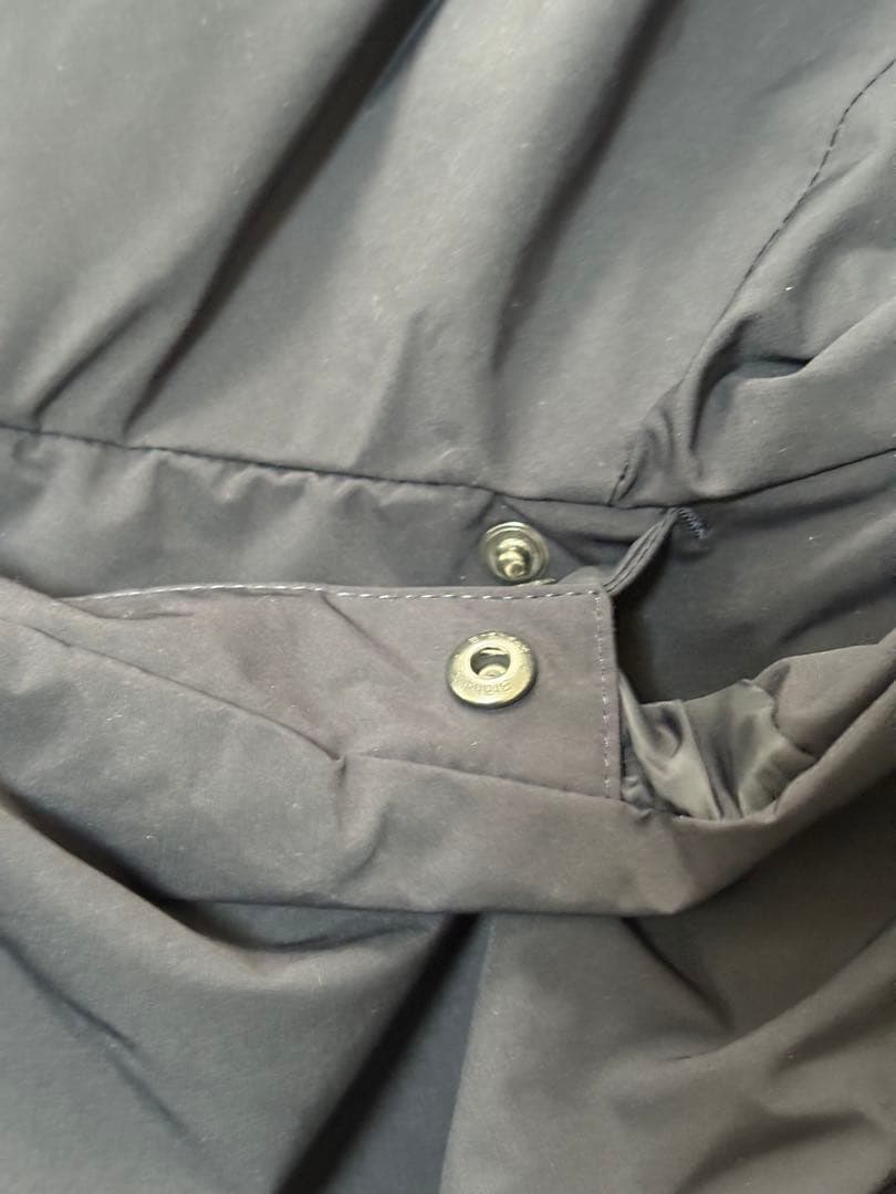 UNIQLO ハイブリッドダウンコート