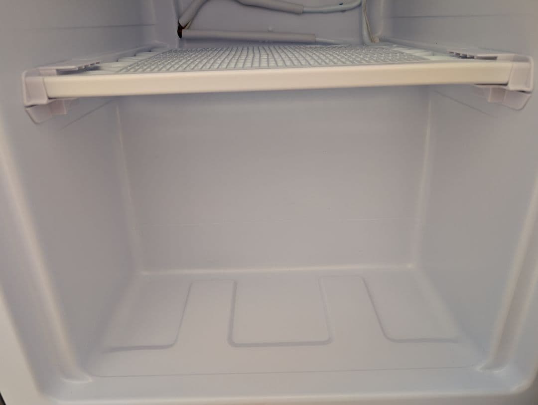 アイリスオーヤマ　ノンフロン冷凍庫　60L