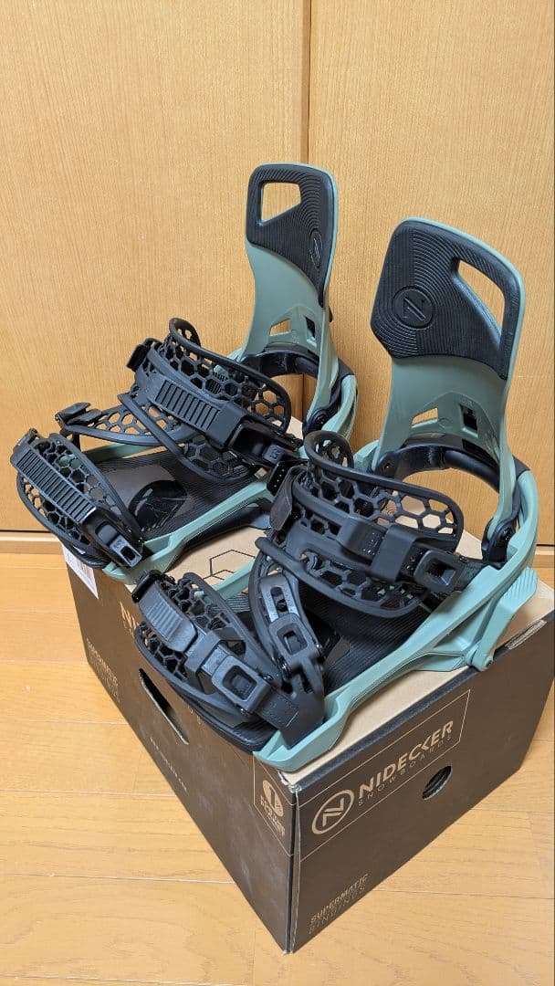 Nidecker Supermatic Lサイズ（OLIVE）｜23-24