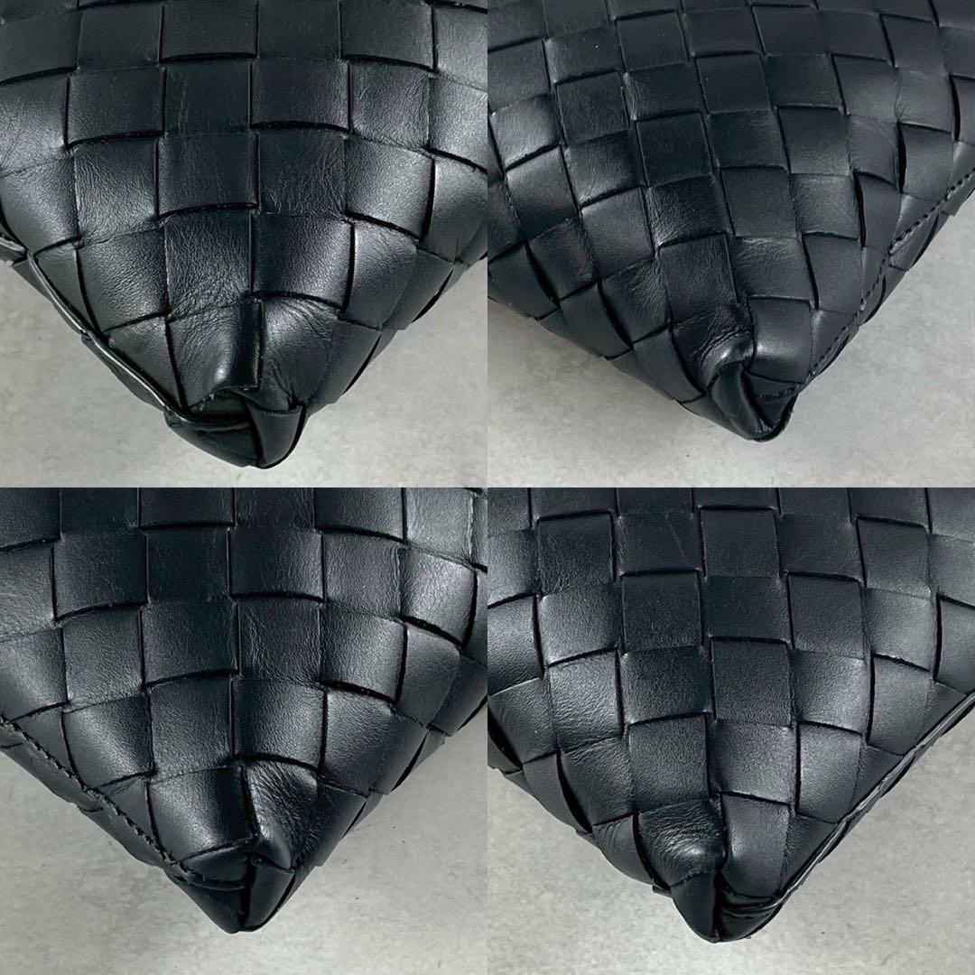 ボッテガヴェネタ イントレチャート ショルダーバッグ 611357 カーフレザー