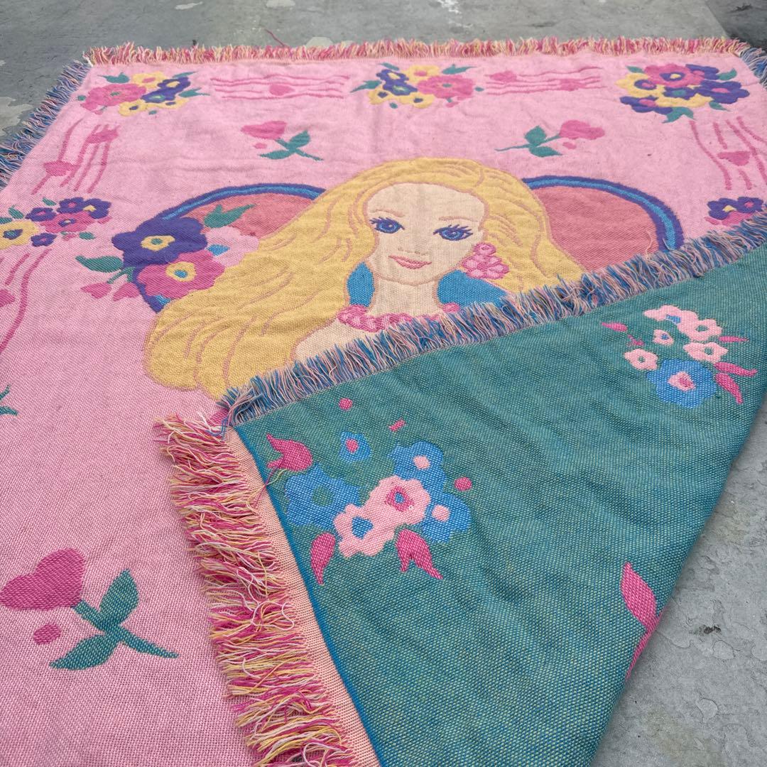 バービー　ブランケット　マルチカバー　ソファーカバー　ラグ　155x135