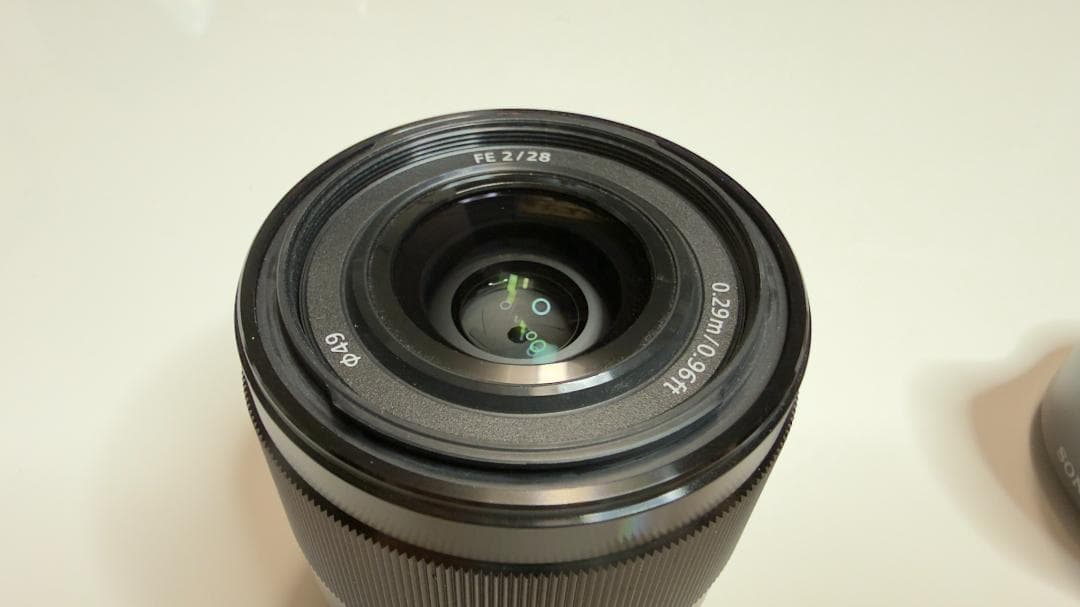 SONY FE 28mm F2 SEL28F20 + 保護フィルタ付き