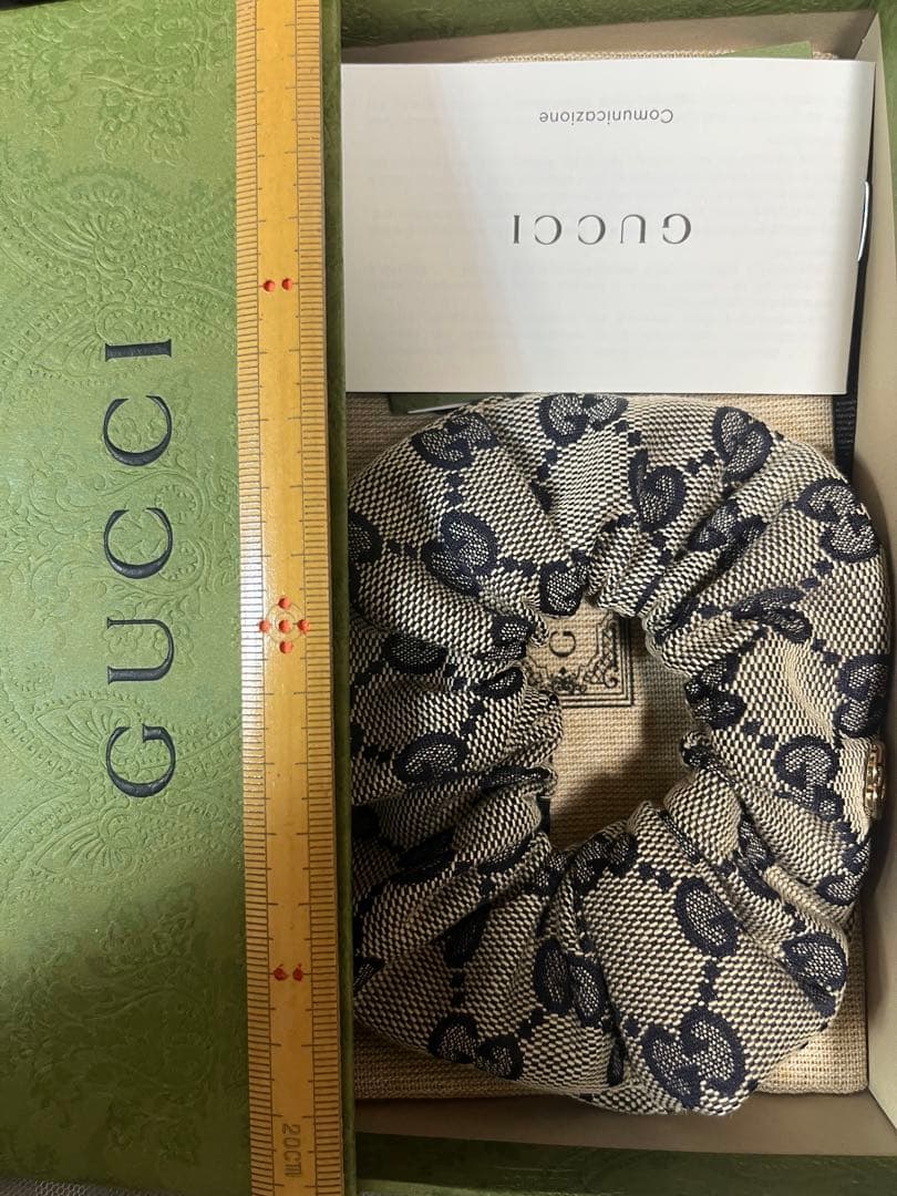 新品 GUCCI グッチ GGキャンバス シュシュ GG柄 ネイビー ベージュ