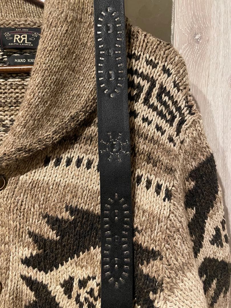 新品輸入品HTC スタッズ付き黒レザーベルトセット34