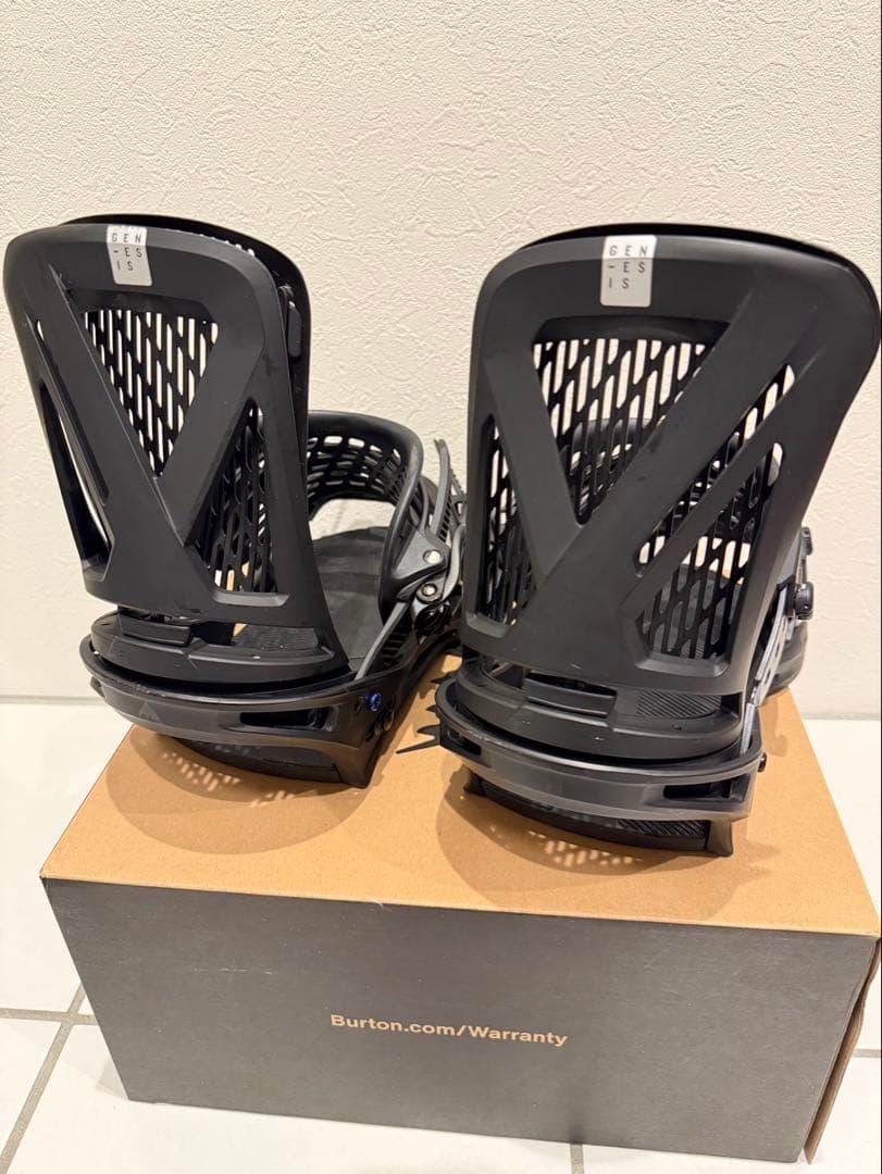 Burton Genesis Reflex M ブラック