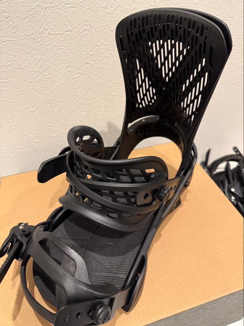 Burton Genesis Reflex M ブラック