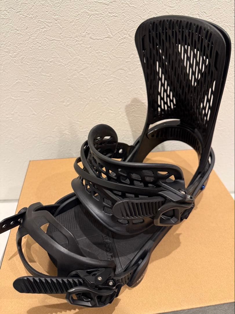 Burton Genesis Reflex M ブラック