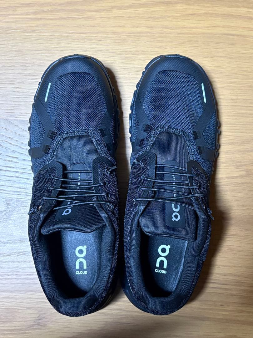 On オン　Cloud6 スニーカー　ランニングシューズ　黒　26.5cm