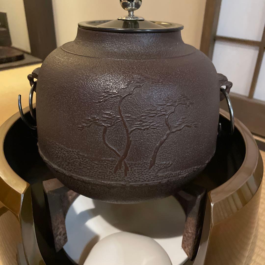 山形県 鋳物界の名工【佐藤 清光】(造)の『風炉釜セット』です。※美品