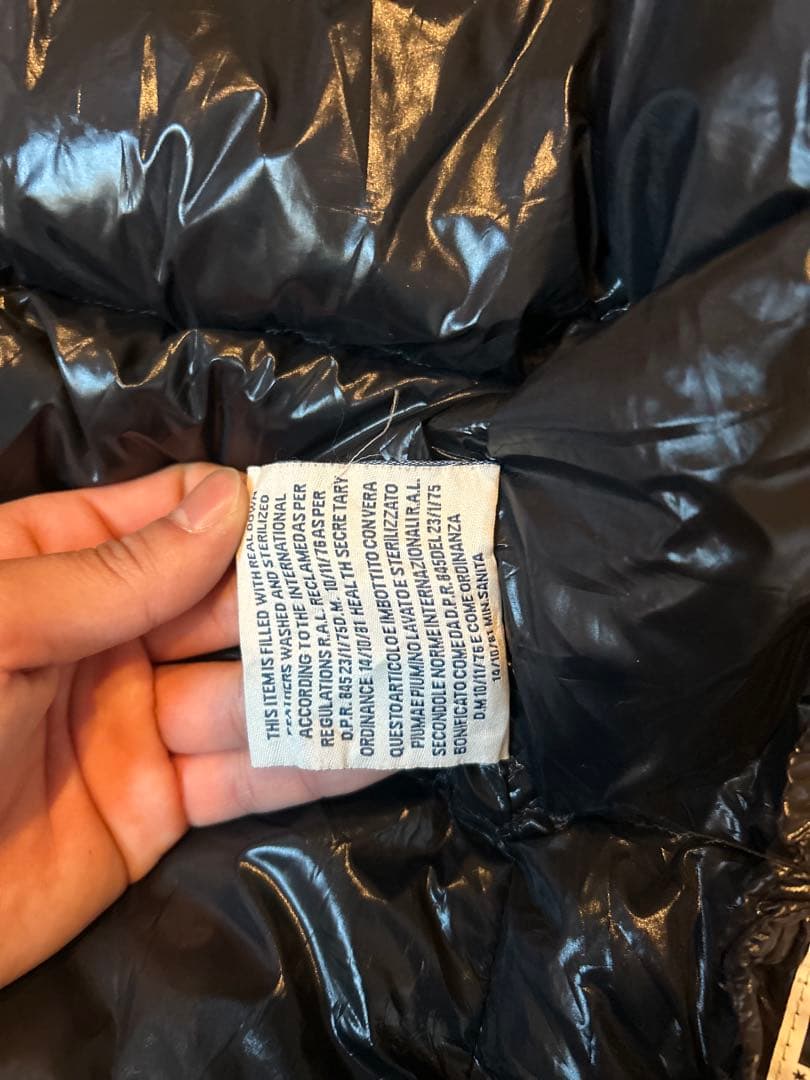 MONCLERダウンジャケット