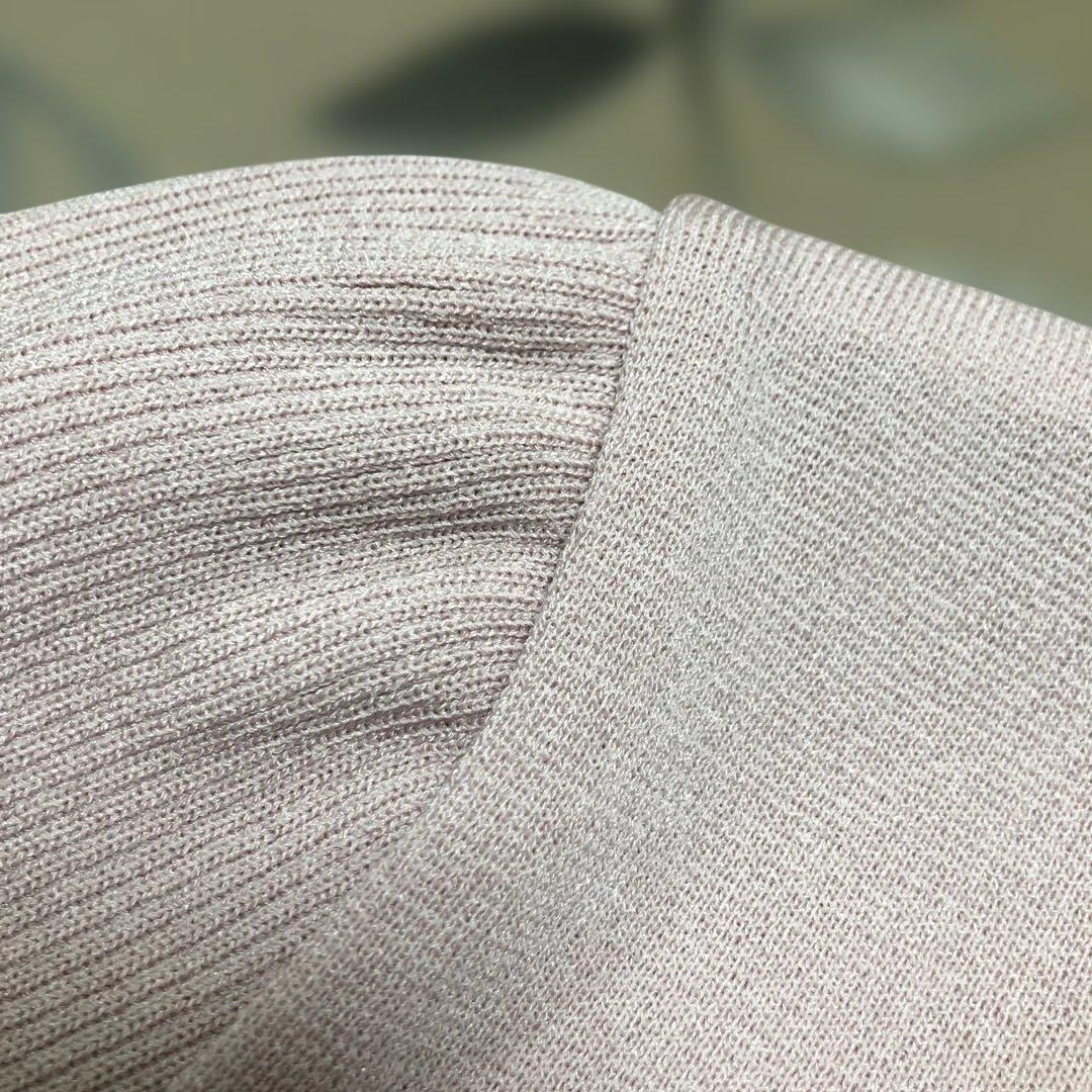 新品❣️ハイネックニット