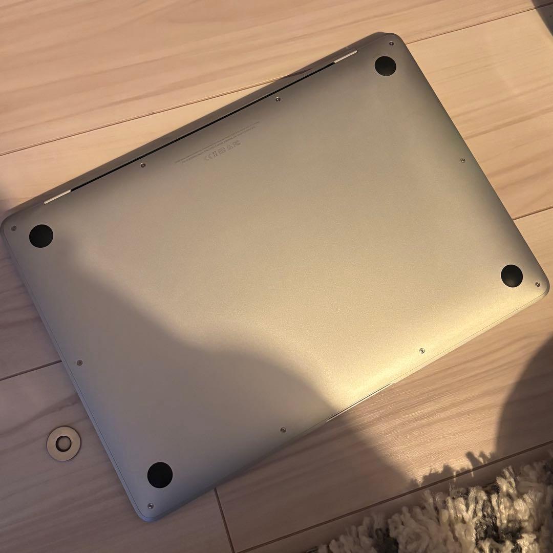 R*i様 MacBook Air 13インチ 2018 / 8GB / 500G