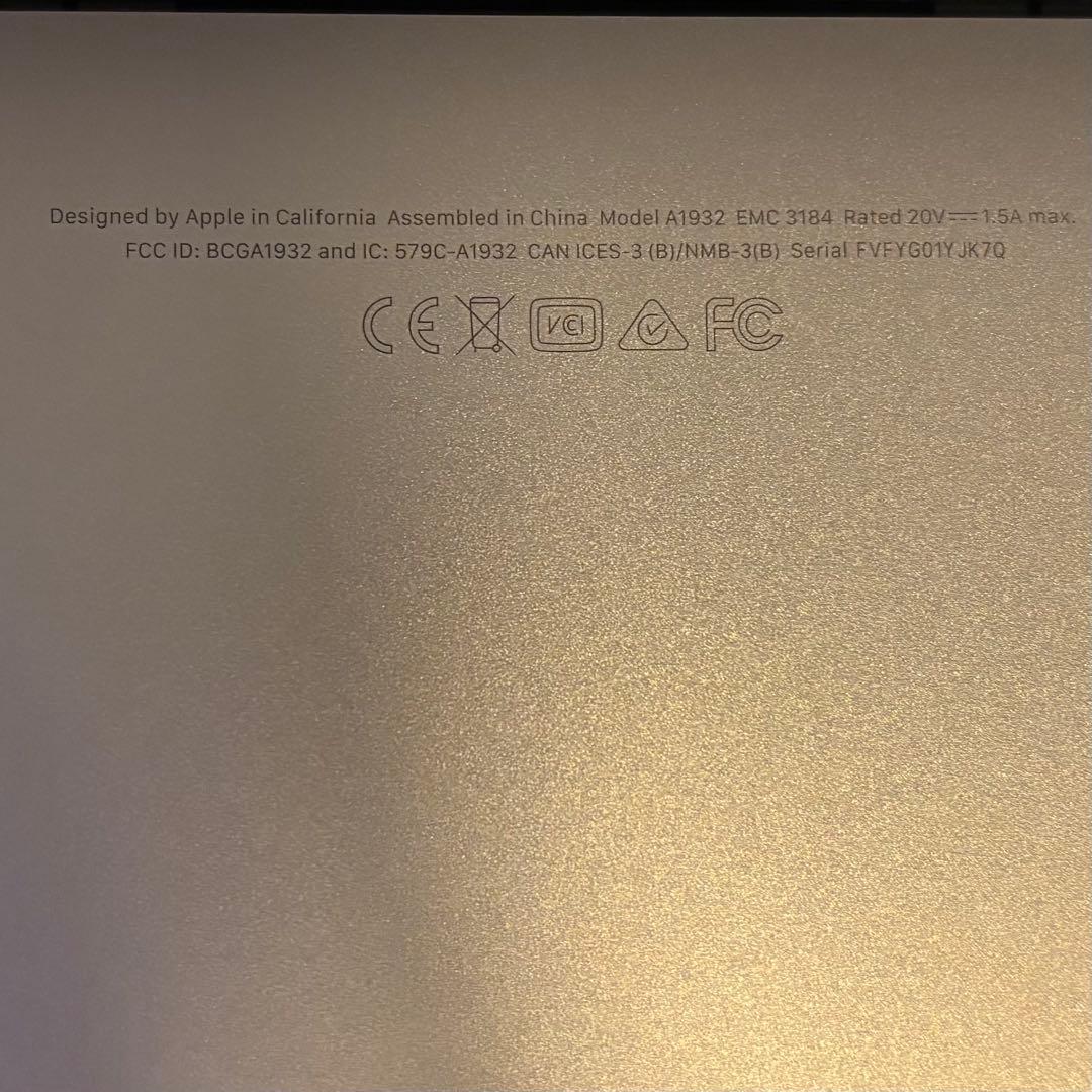 R*i様 MacBook Air 13インチ 2018 / 8GB / 500G