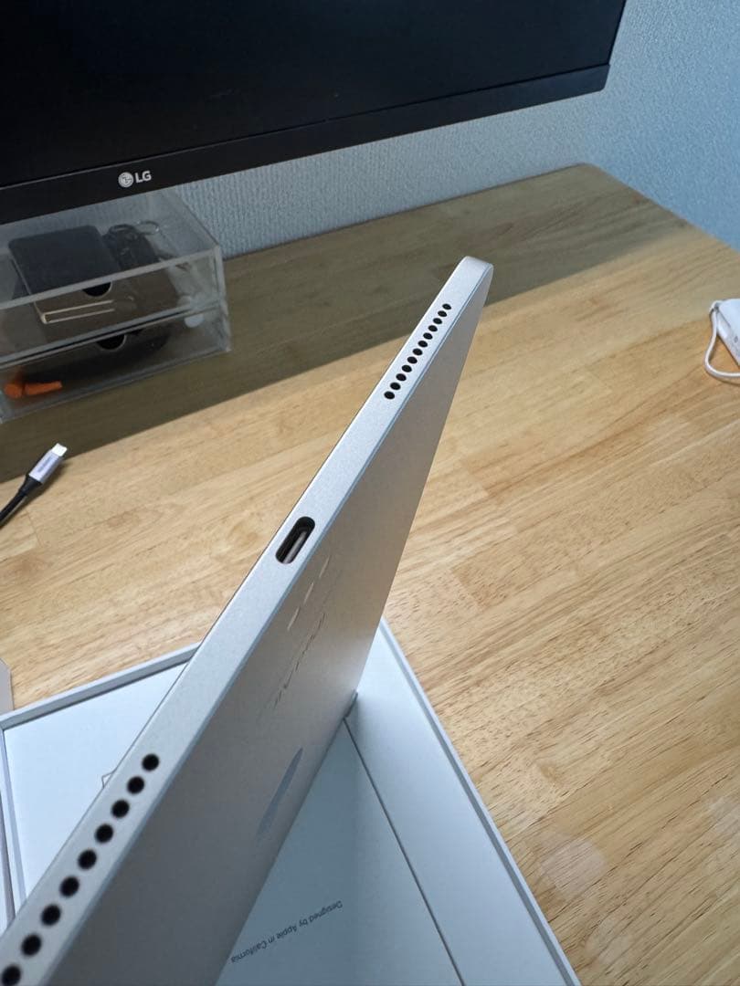 Apple iPad Air M2 128GB 第6世代 スターライト