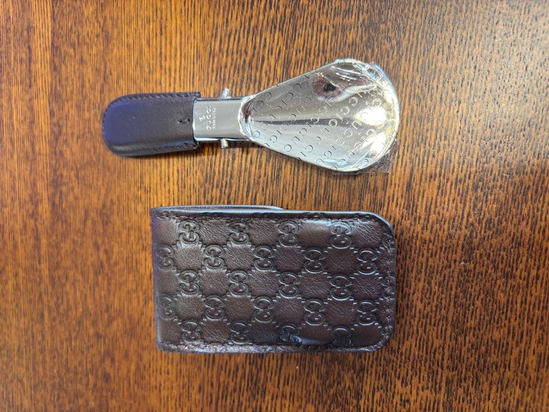 Gucci シューホーンとレザーケース