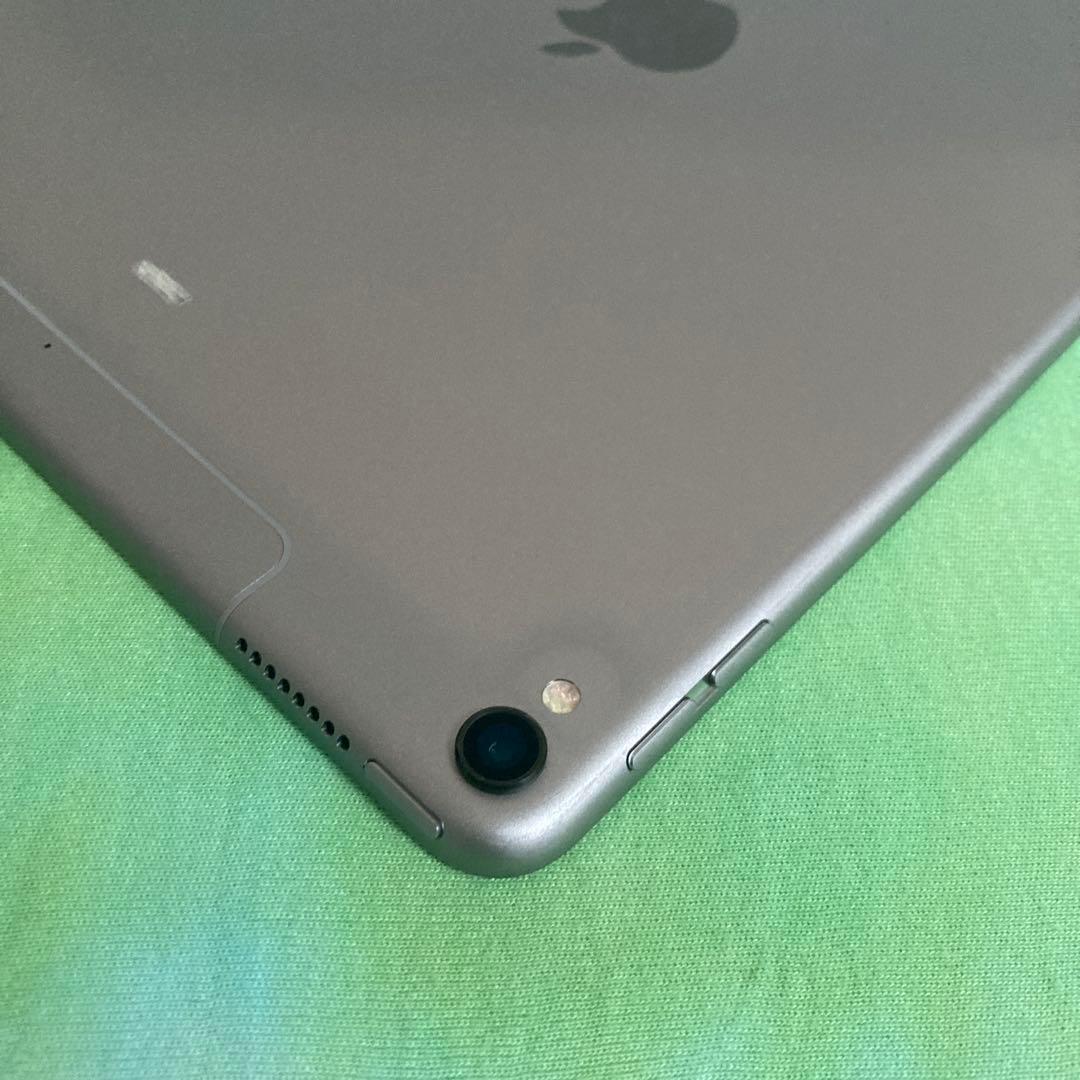 204 電池最良好☆iPad Pro 256GB 10.5インチ SIMフリー☆