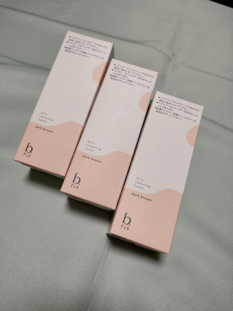 ピーリスエアリーカラーフォーム　3個セット　色ダークブラウン
