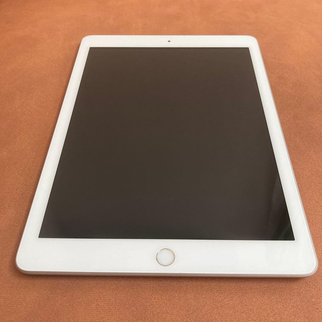 865 電池ほぼ新品☆比較的美品☆iPad6第6世代 32GB WIFIモデル☆