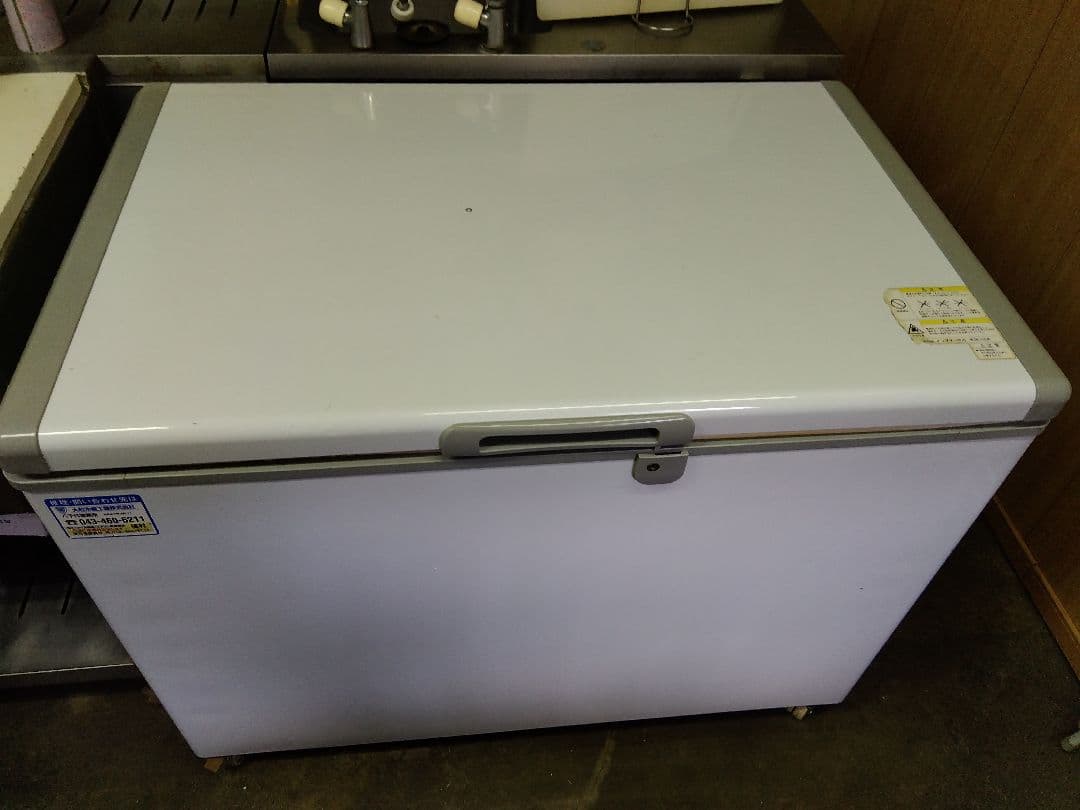 冷凍ストッカー　310リットル