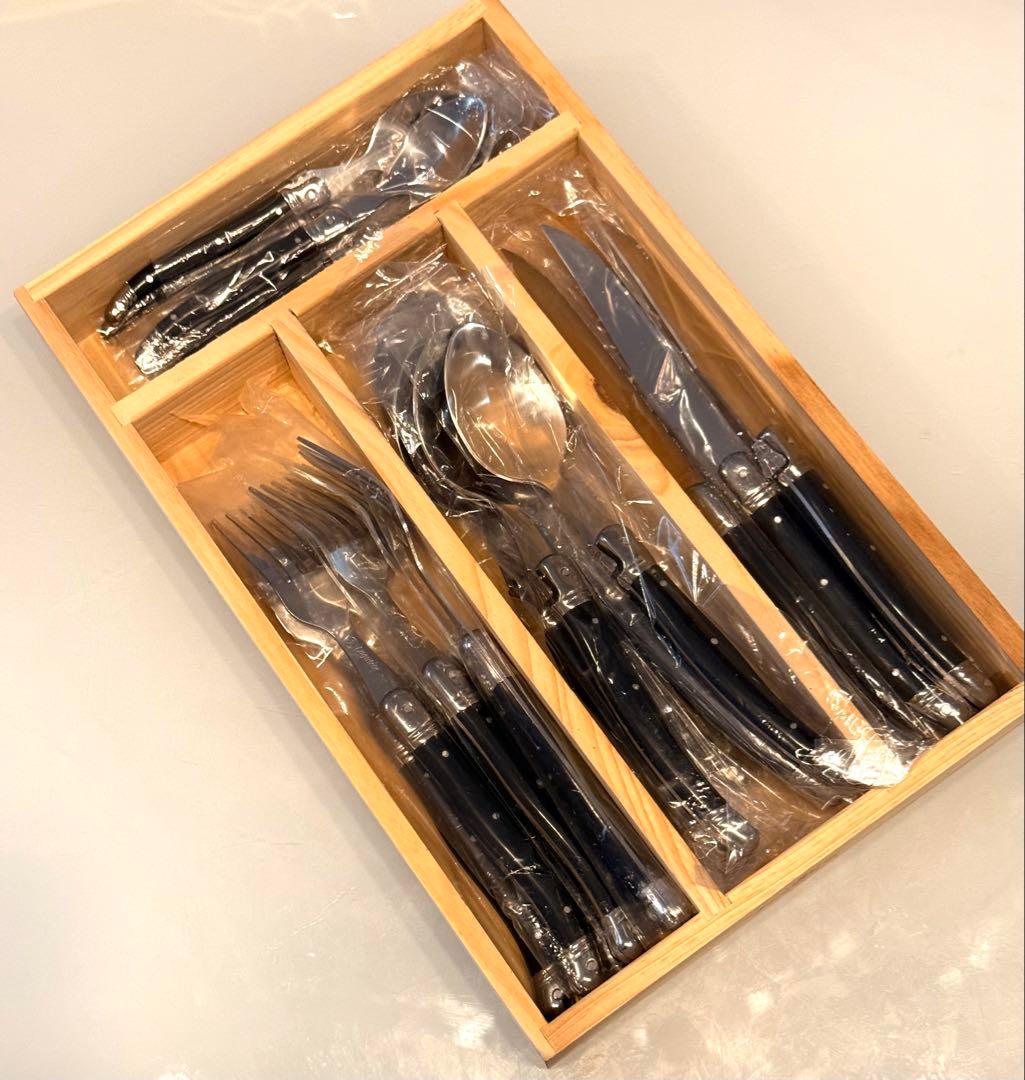 Laguiole elite カトラリーセット 24本入り　ブラック　刻印入り
