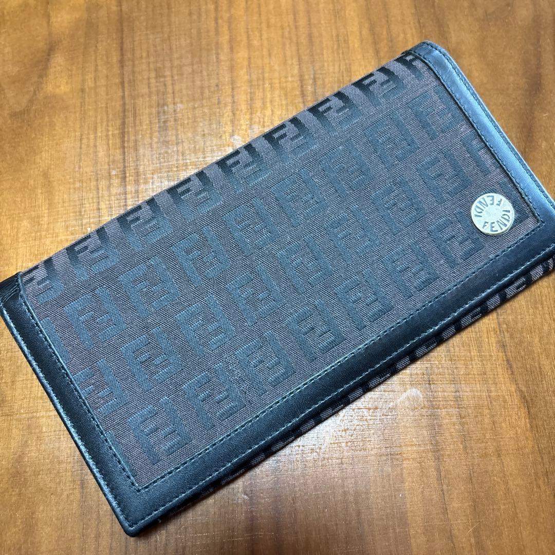 Fendi モノグラム 長財布