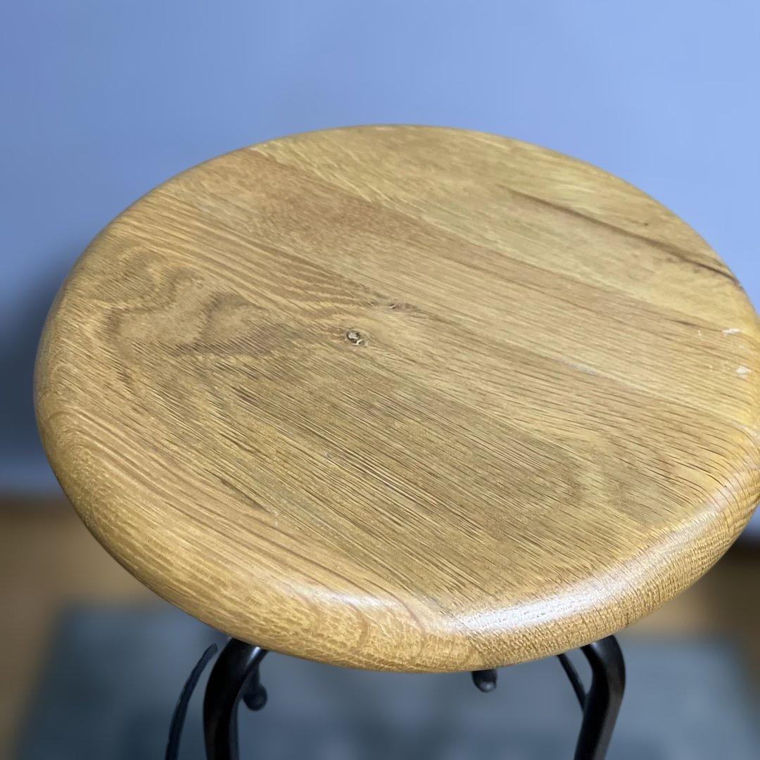 高さ調整可能なバースツール