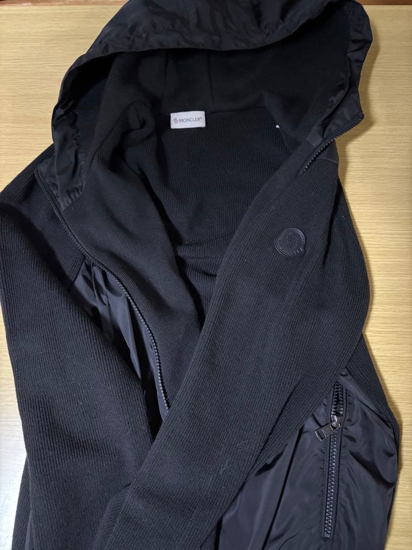 モンクレールダウンニット