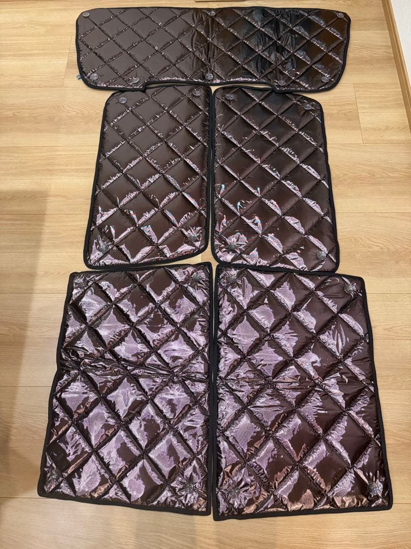 サンシェード　アイズ　ランクル80