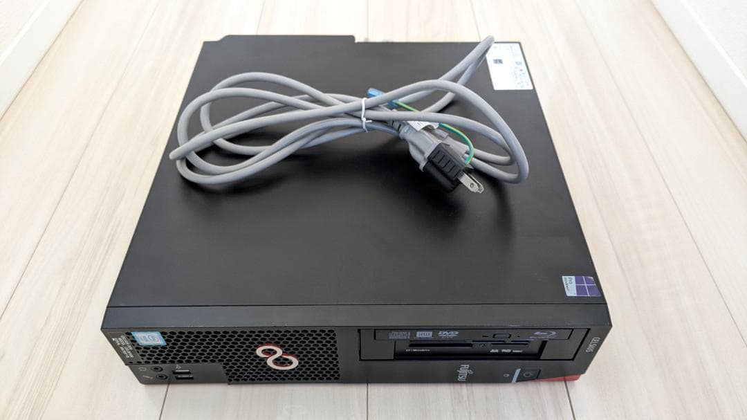 富士通 CELSIUS J550