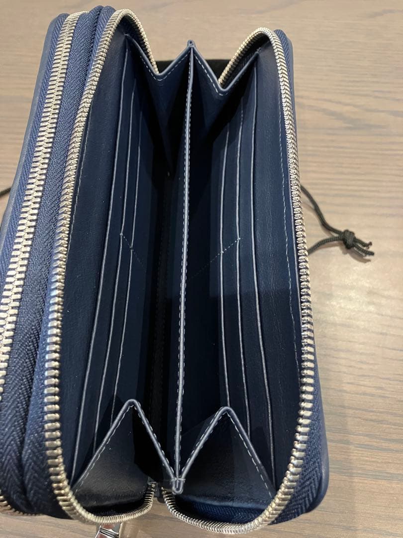 ムータの長財布です。 2026年の福袋に入っていたもので、新品未使用です。