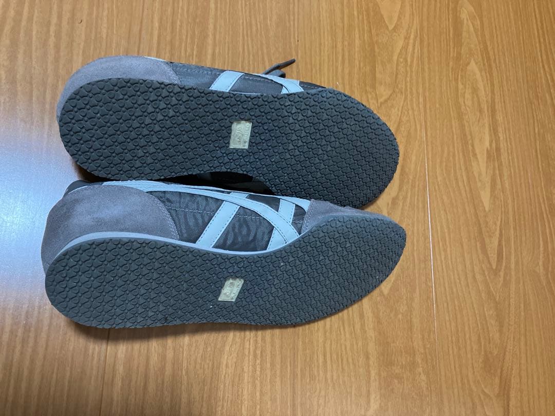 ミ*1様 Onitsuka Tiger グレー スニーカー　セラーノ　28.0セ