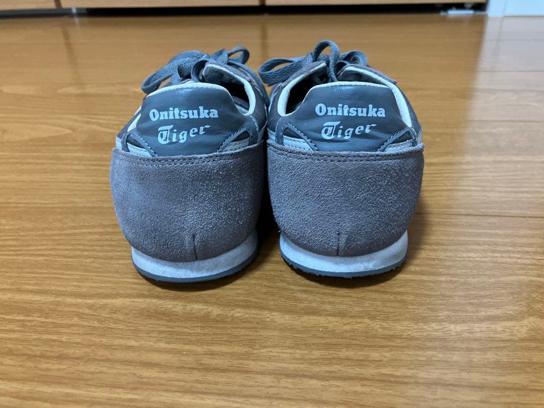 ミ*1様 Onitsuka Tiger グレー スニーカー　セラーノ　28.0セ